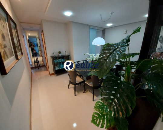 Imagem Imóvel com 4 Quartos à Venda, 207 m² em Centro - Guarapari Imagem Imóvel com 4 Quartos à Venda, 207 m² em Centro - Guarapari