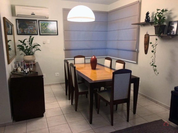 Imagem Apartamento com 2 Quartos à Venda, 110 m² em Gonzaga - Santos