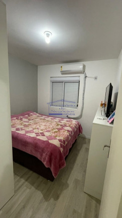 Imagem Imóvel com 2 Quartos à Venda, 50 m² em Vila Nova - Porto Alegre