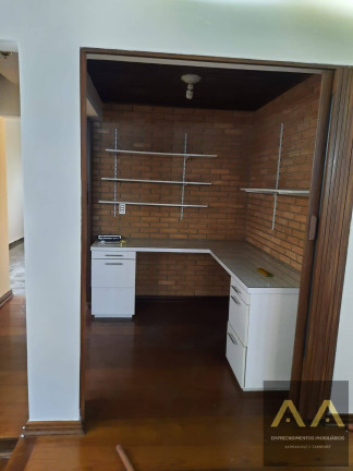 Imagem Casa com 3 Quartos à Venda, 300 m² em Alphaville - Santana De Parnaíba Imagem Casa com 3 Quartos à Venda, 300 m² em Alphaville - Santana De Parnaíba