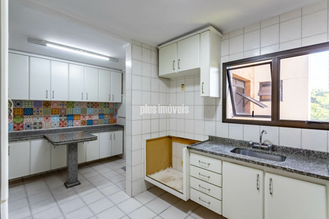 Imagem Apartamento com 4 Quartos à Venda, 140 m² em Morumbi - São Paulo Imagem Apartamento com 4 Quartos à Venda, 140 m² em Morumbi - São Paulo