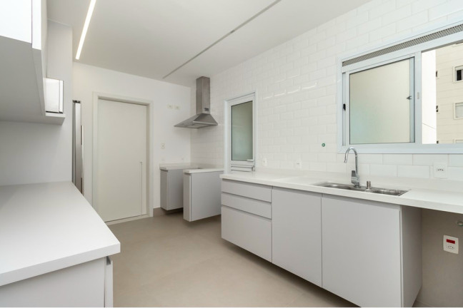 Imagem Apartamento com 2 Quartos à Venda, 126 m² em Moema - São Paulo