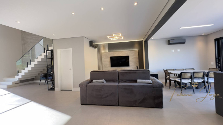 Imagem Casa com 3 Quartos à Venda, 300 m² em Jardim São Marcos - Valinhos Imagem Casa com 3 Quartos à Venda, 300 m² em Jardim São Marcos - Valinhos