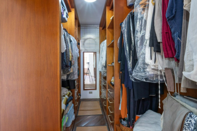 Imagem Casa com 4 Quartos à Venda, 417 m² em Jardim Guedala - São Paulo