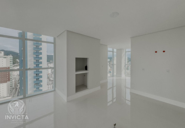 Imagem Apartamento com 4 Quartos à Venda, 146 m² em Centro - Balneário Camboriú Imagem Apartamento com 4 Quartos à Venda, 146 m² em Centro - Balneário Camboriú