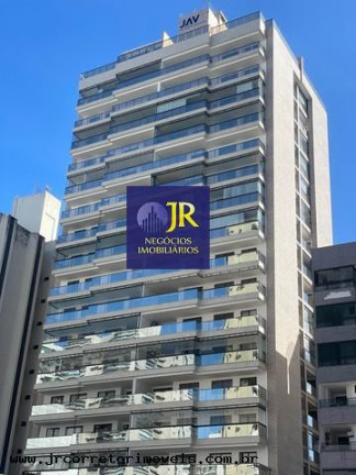Imagem Apartamento com 3 Quartos à Venda, 110 m² em Itapuã - Vila Velha Imagem Apartamento com 3 Quartos à Venda, 110 m² em Itapuã - Vila Velha