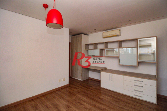 Imagem Apartamento com 2 Quartos à Venda, 148 m² em Gonzaga - Santos