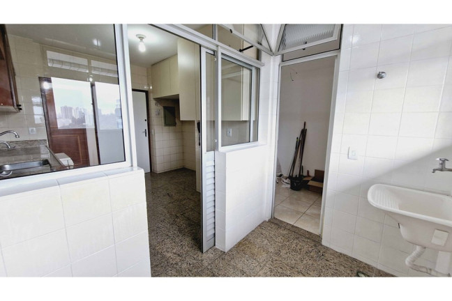 Imagem Imóvel com 4 Quartos à Venda, 296 m² em Jardim Colombo - São Paulo