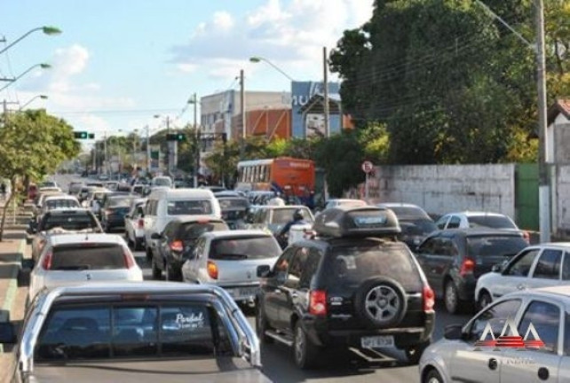 Imagem Imóvel Comercial à Venda, 3.200 m² em Porto - Cuiabá Imagem Imóvel Comercial à Venda, 3.200 m² em Porto - Cuiabá