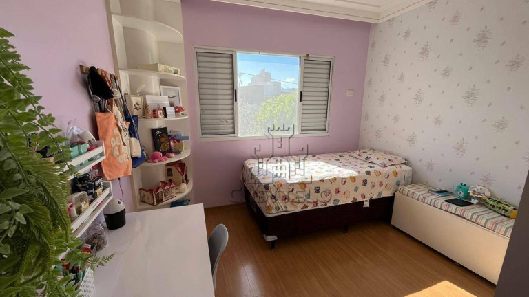 Imagem Casa com 4 Quartos à Venda, 265 m² em Aragarça - Londrina