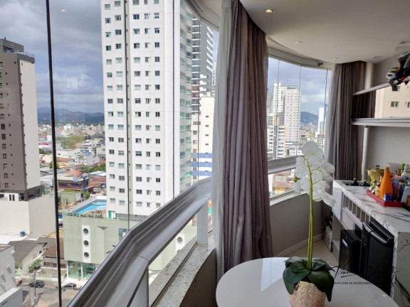 Imagem Apartamento com 3 Quartos à Venda, 120 m² em Centro - Balneário Camboriú