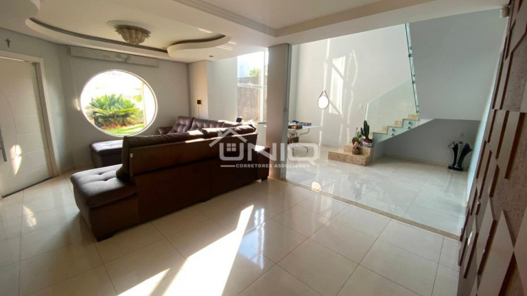 Imagem Casa com 3 Quartos à Venda, 160 m² em Aeroporto - Pato Branco