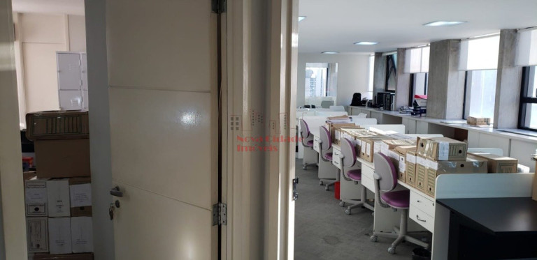 Imagem Sala Comercial à Venda ou Locação, 350 m² em Vila Olímpia - São Paulo Imagem Sala Comercial à Venda ou Locação, 350 m² em Vila Olímpia - São Paulo
