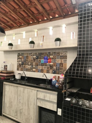 Sobrado com 4 Quartos à Venda, 172 m² em Boqueirao - Praia Grande