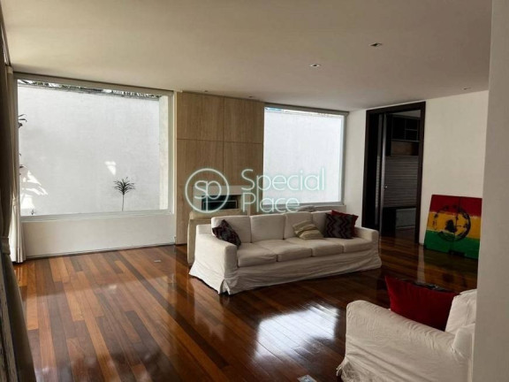 Imagem Casa com 3 Quartos à Venda ou Locação, 1.120 m² em Jardim América - São Paulo Imagem Casa com 3 Quartos à Venda ou Locação, 1.120 m² em Jardim América - São Paulo