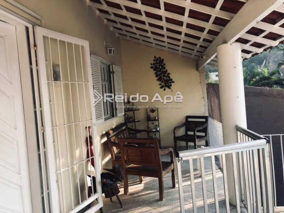 Imagem Casa com 3 Quartos à Venda, 195 m² em Centro - Nova Iguaçu Imagem Casa com 3 Quartos à Venda, 195 m² em Centro - Nova Iguaçu