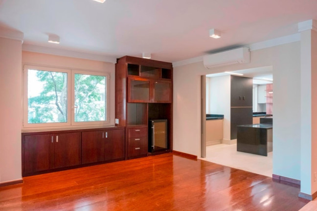 Imagem Imóvel com 3 Quartos à Venda, 306 m² em Jardim Paulistano - São Paulo