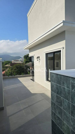 Imagem Apartamento com 3 Quartos à Venda, 205 m² em Armação - Penha