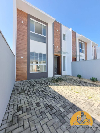 Imagem Sobrado com 3 Quartos à Venda, 100 m² em Meia Praia - Navegantes