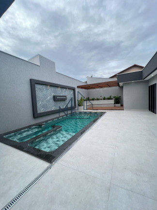 Imagem Casa com 3 Quartos à Venda, 445 m² em Setor Bueno - Goiânia Imagem Casa com 3 Quartos à Venda, 445 m² em Setor Bueno - Goiânia
