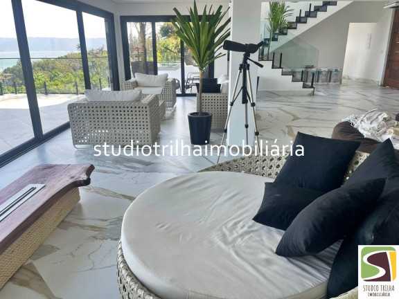Imagem Sobrado com 10 Quartos à Venda, em Siriuba - Ilhabela Imagem Sobrado com 10 Quartos à Venda, em Siriuba - Ilhabela