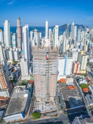 Imagem Imóvel com 4 Quartos à Venda, 129 m² em Centro - Balneário Camboriú