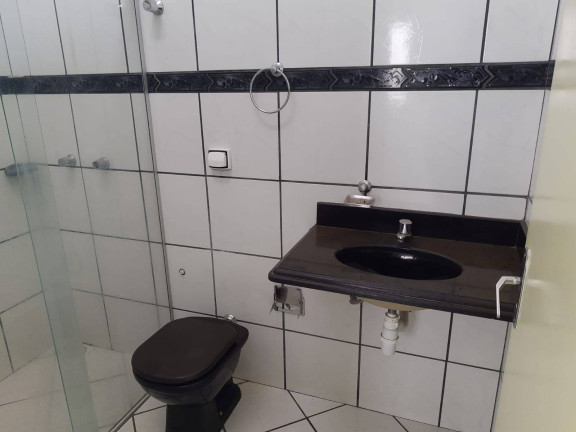 Imagem Casa com 3 Quartos à Venda, 368 m² em Lidice - Uberlândia