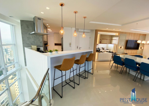 Imagem Apartamento com 4 Quartos à Venda, 240 m² em Centro - Balneário Camboriú Imagem Apartamento com 4 Quartos à Venda, 240 m² em Centro - Balneário Camboriú
