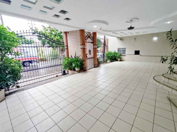 Imagem Casa com 9 Quartos à Venda, 960 m² em Centro - Fortaleza Imagem Casa com 9 Quartos à Venda, 960 m² em Centro - Fortaleza