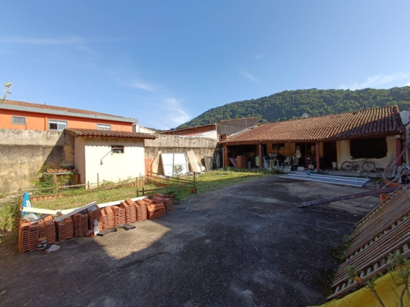 Imagem Casa com 3 Quartos à Venda, 480 m² em Guaiúba - Guarujá