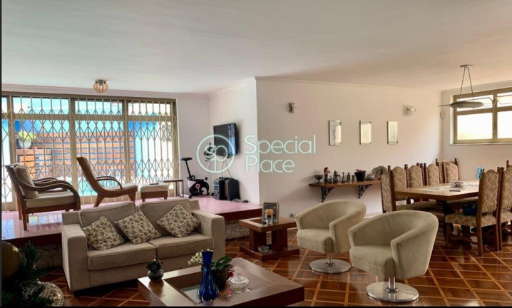 Imagem Casa com 4 Quartos à Venda, 603 m² em Alto De Pinheiros - São Paulo