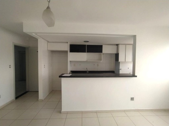 Apartamento com 3 Quartos à Venda, 74 m² em Vila Rosa - Goiânia
