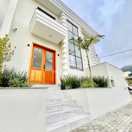 Casa com 3 Quartos à Venda, 136 m² em Jaraguá Esquerdo - Jaraguá Do Sul
