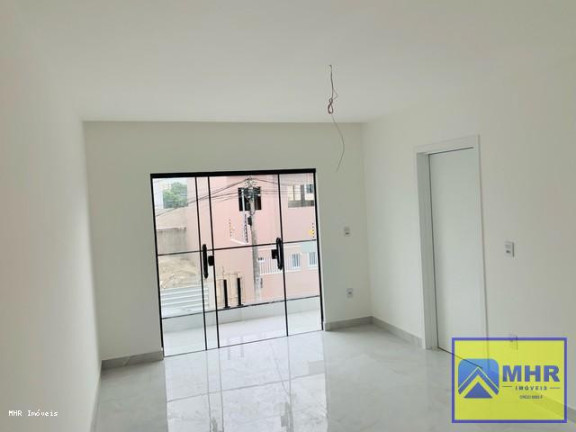 Imagem Casa com 3 Quartos à Venda, 150 m² em Colina De Laranjeiras - Serra