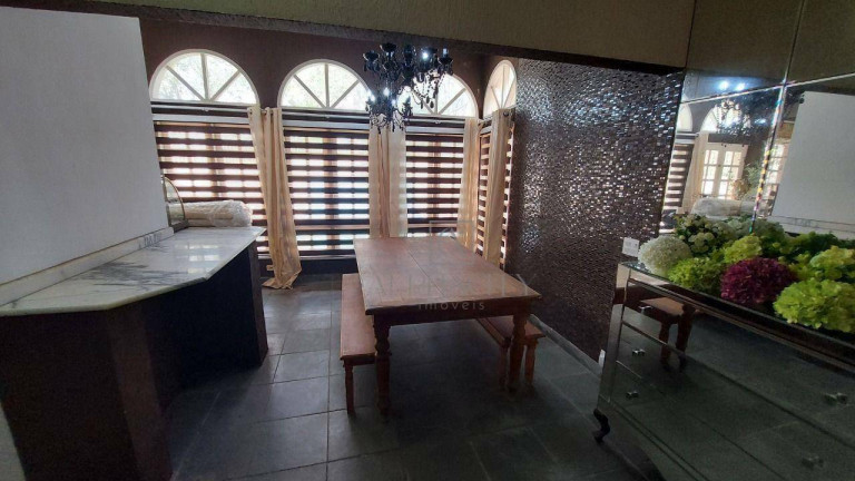 Imagem Casa com 4 Quartos à Venda, 288 m² em Residencial Cinco (alphaville) - Santana De Parnaíba Imagem Casa com 4 Quartos à Venda, 288 m² em Residencial Cinco (alphaville) - Santana De Parnaíba