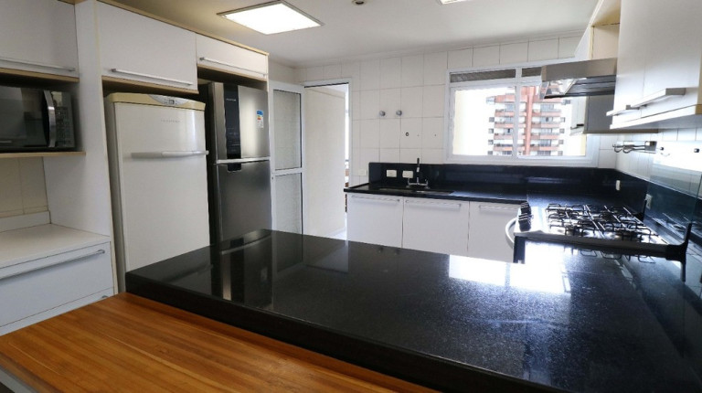 Imagem Apartamento com 4 Quartos à Venda, 401 m² em Vila Suzana - São Paulo