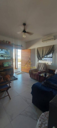 Imagem Casa com 3 Quartos à Venda, 450 m² em Quinta Dos Açorianos - Barra Velha Imagem Casa com 3 Quartos à Venda, 450 m² em Quinta Dos Açorianos - Barra Velha