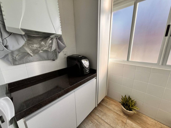 Imagem Apartamento com 2 Quartos à Venda, 76 m² em Abraão - Florianópolis