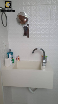Imagem Apartamento com 2 Quartos à Venda, 134 m² em Encruzilhada - Santos