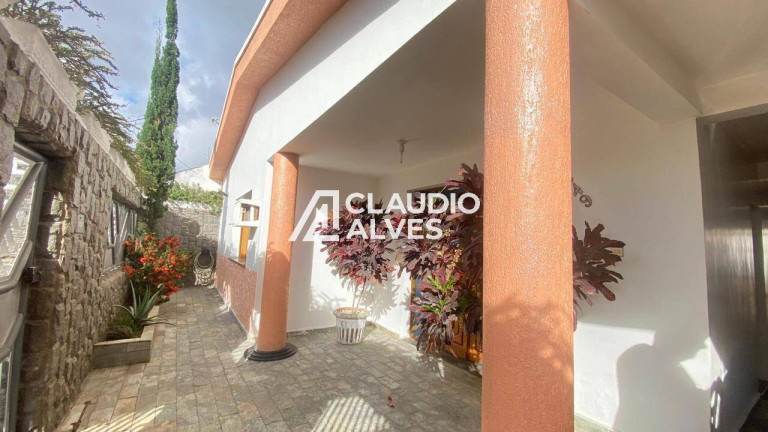 Imagem Casa com 4 Quartos à Venda, 392 m² em Jardim Cruzeiro - Feira De Santana