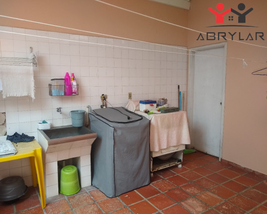 Imagem Casa com 3 Quartos à Venda,  em Jardim Bizarro - Jundiaí