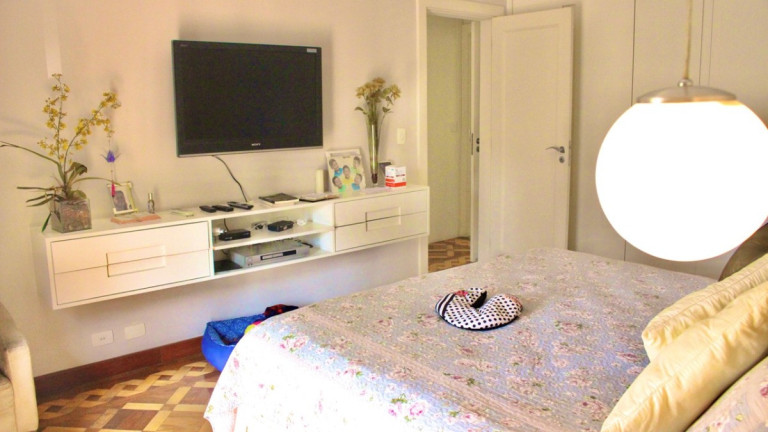 Imagem Casa de Vila com 3 Quartos à Venda, 285 m² em Aclimação - São Paulo Imagem Casa de Vila com 3 Quartos à Venda, 285 m² em Aclimação - São Paulo