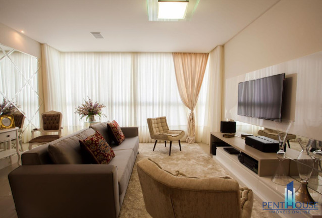 Imagem Apartamento com 3 Quartos à Venda, 128 m² em Centro - Balneário Camboriú Imagem Apartamento com 3 Quartos à Venda, 128 m² em Centro - Balneário Camboriú