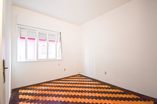 Imagem Imóvel com 3 Quartos à Venda, 94 m² em Menino Deus - Porto Alegre Imagem Imóvel com 3 Quartos à Venda, 94 m² em Menino Deus - Porto Alegre