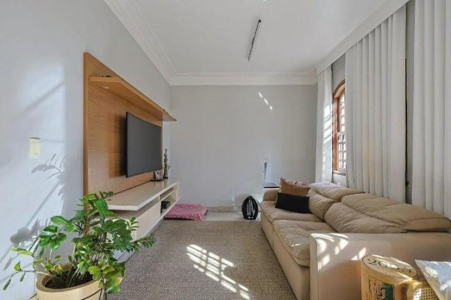 Imagem Casa com 4 Quartos à Venda, 325 m² em Santo Antônio - Belo Horizonte