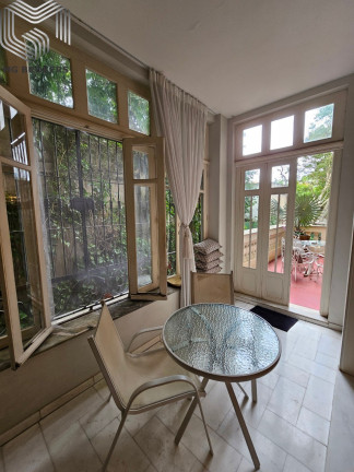 Imagem Imóvel com 3 Quartos à Venda, 300 m² em Laranjeiras - Rio De Janeiro Imagem Imóvel com 3 Quartos à Venda, 300 m² em Laranjeiras - Rio De Janeiro