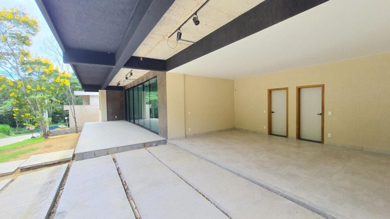 Imagem Casa com 4 Quartos à Venda, 851 m² em Quebra Frascos - Teresópolis