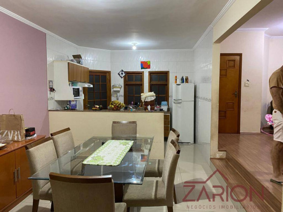 Imagem Casa com 3 Quartos à Venda, 300 m² em Campos Elíseos - Taubaté