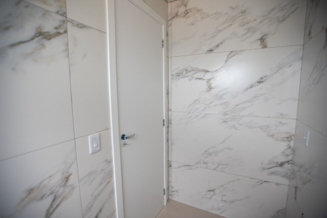 Imagem Apartamento com 2 Quartos à Venda, 70 m² em Jardim California - Irati Imagem Apartamento com 2 Quartos à Venda, 70 m² em Jardim California - Irati