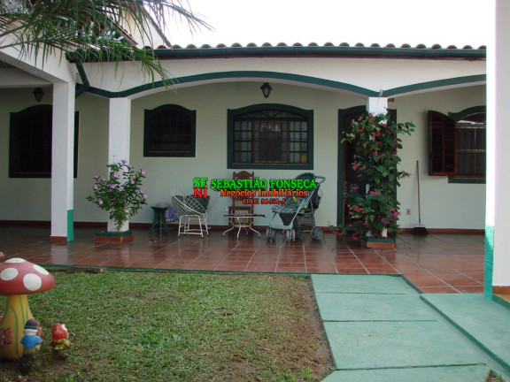 Imagem Casa com 3 Quartos à Venda, 324 m² em Centro - Caraguatatuba Imagem Casa com 3 Quartos à Venda, 324 m² em Centro - Caraguatatuba